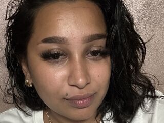 EmmaDebie's Stripping Profile Image