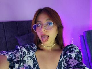 SaraCollings's Cam Profile Image