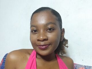 SoalyEvelyne's Porn cam Profile Image