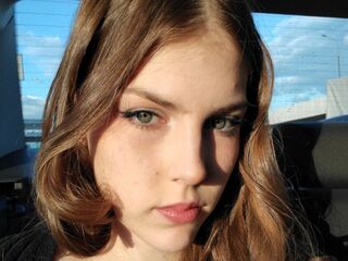 TheaBurks's Blonde live cam girls Profile Image